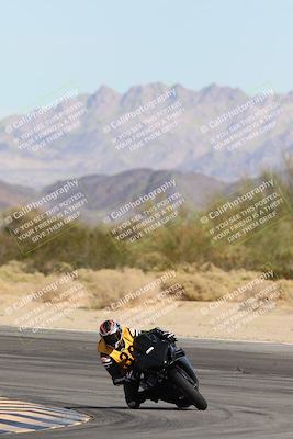 media/Nov-16-2025-Race Pace (Sun) [[8c5fa54630]]/Non Verified Riders (1st 20 Minutes)/2-Turn 10 (1010am)/